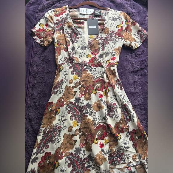 FALL Wedding Guest Dress. One Way LF Pattern Formal Maxi Dress with Slit NWT - Picture 9 of 9